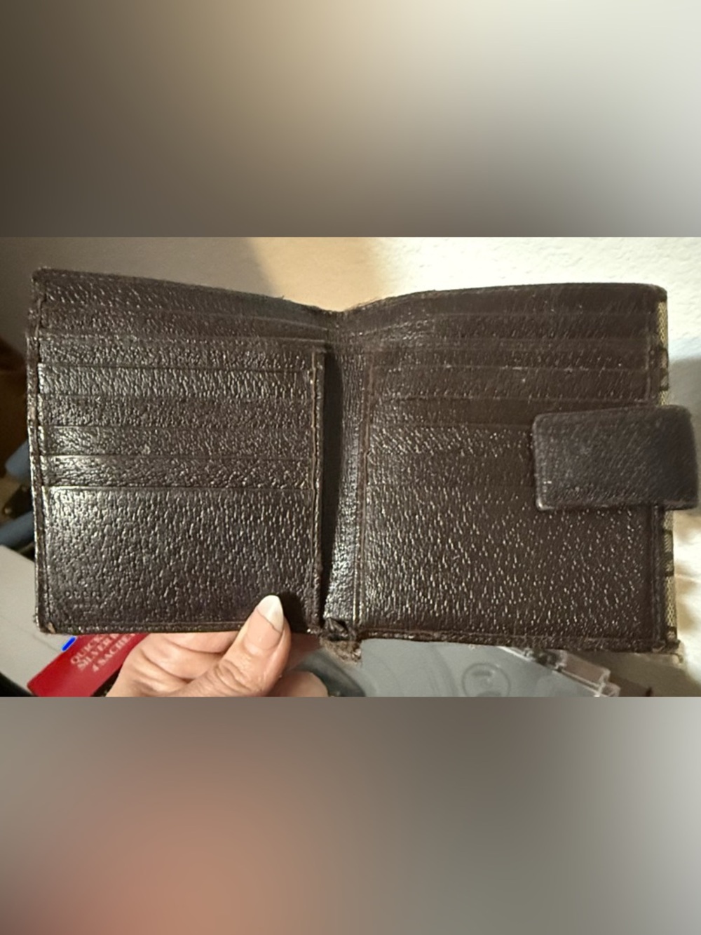 GUCCI Brown GG Monogram Wallet - Picture 4 of 4